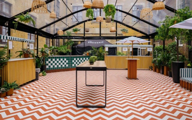 Bespoke Black Marquee London - Long Term Marquee Hire Sales